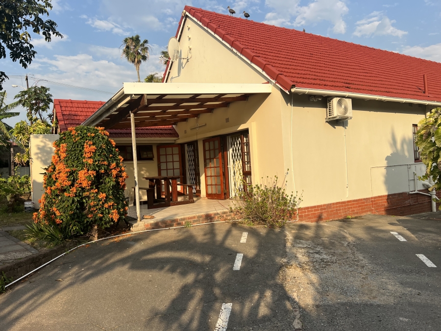 7 Bedroom Property for Sale in Selborne Eastern Cape